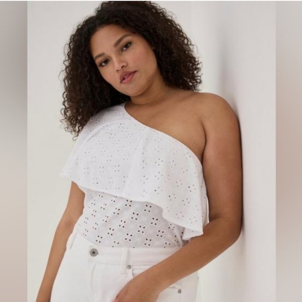 Torrid White Eyelet Sleeveless Top
